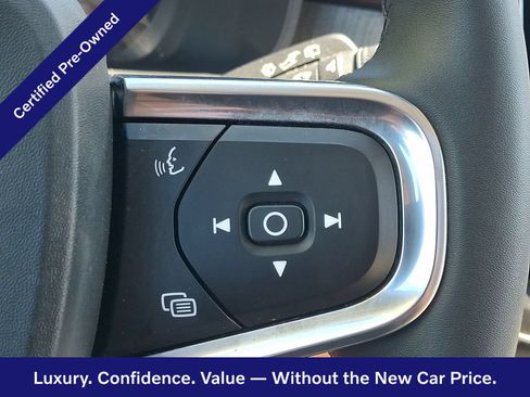Certified 2024 Volvo XC40 B5 Plus w/ Protection Package Premier AWD/4WD image 23