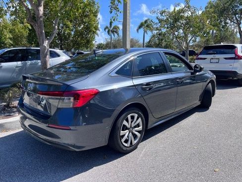 Used 2023 Honda Civic LX image 4