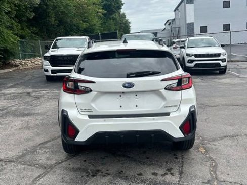Used 2024 Subaru Crosstrek 2.5i Limited AWD/4WD image 8