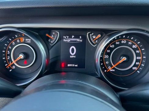 Used 2018 Jeep Wrangler Sport image 34