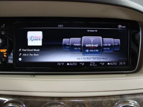 Used 2015 Mercedes-Benz S 550 Sedan image 19