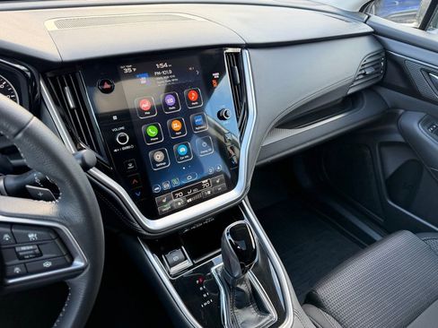 Used 2025 Subaru Outback Premium image 22