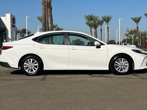 Used 2025 Toyota Camry LE FWD image 3