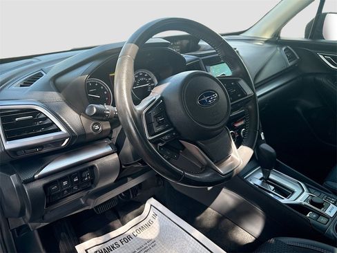 Used 2024 Subaru Forester Premium image 9