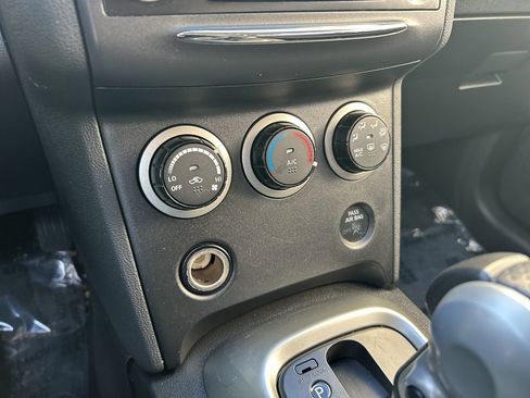 Used 2015 Nissan Rogue S w/ Convenience Package image 22