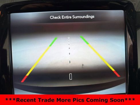 Used 2019 Jeep Cherokee Limited image 16