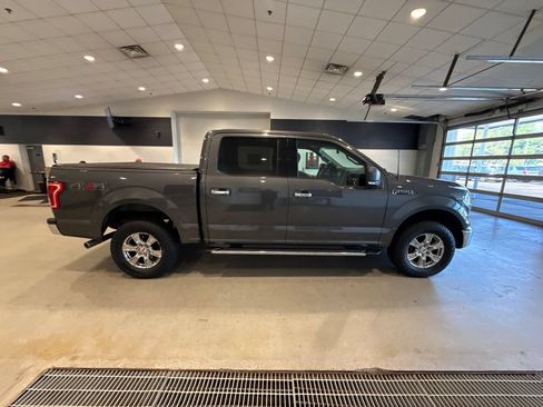 Used 2015 Ford F150 XLT w/ Equipment Group 302A Luxury AWD/4WD image 8