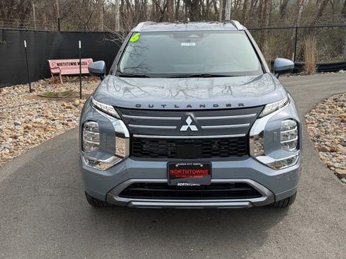 New 2026 Mitsubishi Outlander SEL image 8