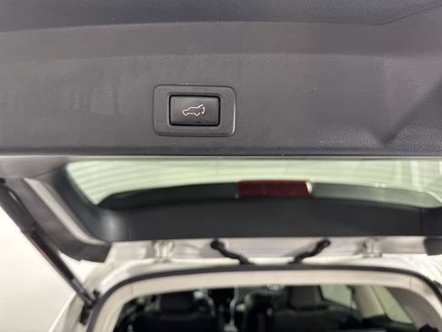 Used 2019 Subaru Ascent Limited AWD/4WD image 34