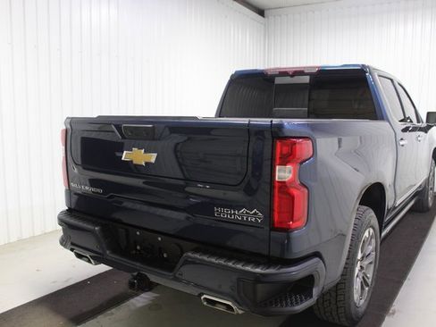 Used 2022 Chevrolet Silverado 1500 High Country w/ Max Trailering Package image 6