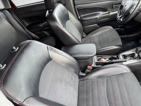 Used 2024 Mitsubishi Outlander Sport AWD image 19