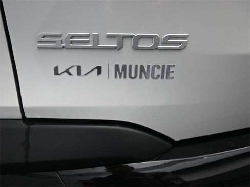 New 2026 Kia Seltos EX image 10