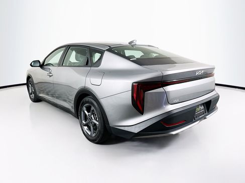 Used 2025 Kia K4 FWD image 5