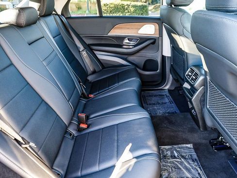 New 2026 Mercedes-Benz GLE 450 4MATIC image 18