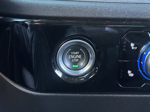 Used 2024 GMC Sierra 1500 SLE RWD image 32