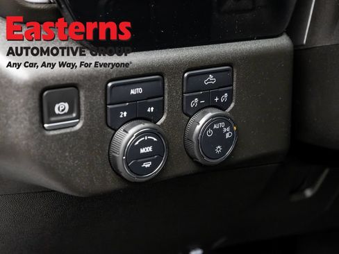 Used 2023 Chevrolet Silverado 1500 LT AWD/4WD image 21