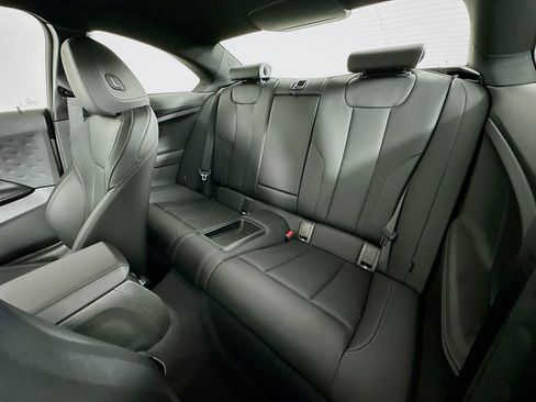 Used 2025 BMW 230i Coupe w/ Convenience Package image 24