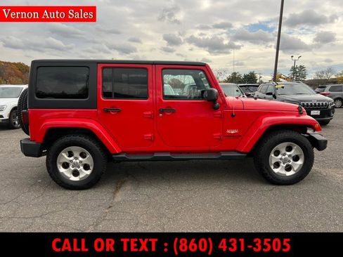 Used 2015 Jeep Wrangler Unlimited Sahara w/ Dual Top Group image 4
