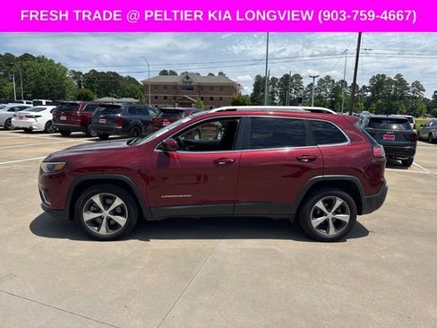 Used 2019 Jeep Cherokee Limited FWD image 4