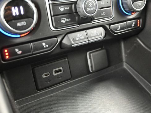 Certified 2021 Chevrolet Tahoe Z71 image 17