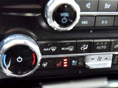 Used 2024 Ford F250 Lariat w/ Lariat Ultimate Package image 23