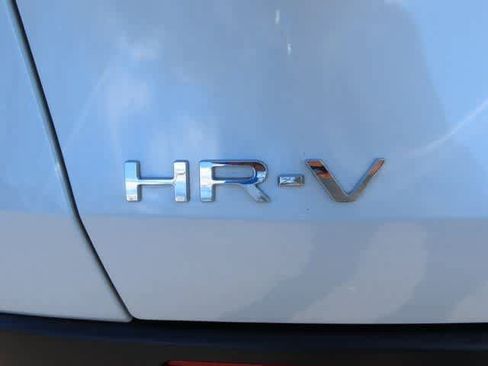 Certified 2024 Honda HR-V Sport image 7