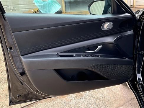 Used 2023 Hyundai Elantra SEL FWD image 20