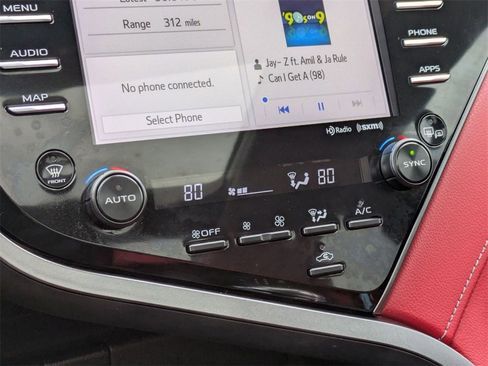 Used 2020 Toyota Camry XSE image 22