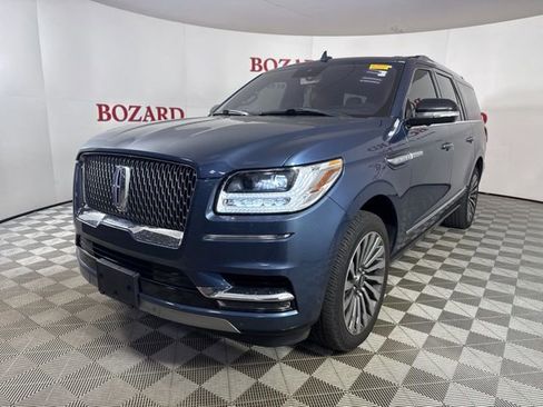 Used 2020 Lincoln Navigator L Reserve w/ Luxury Package image 4
