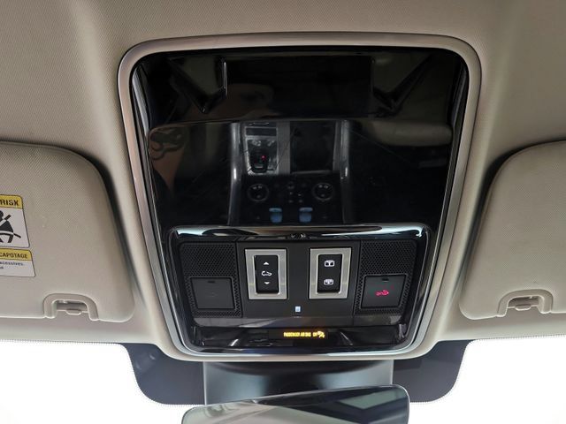 Used 2020 Land Rover Range Rover Sport HSE AWD/4WD image 35