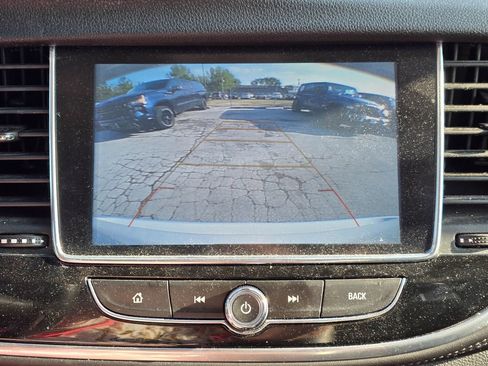 Used 2021 Buick Encore Preferred w/ Safety Package image 16