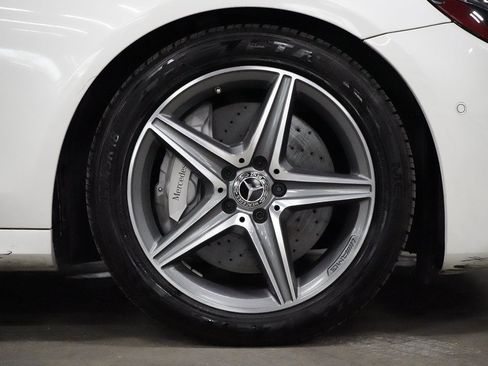 Used 2018 Mercedes-Benz E 300 w/ Premium 2 Package (Q02) image 40