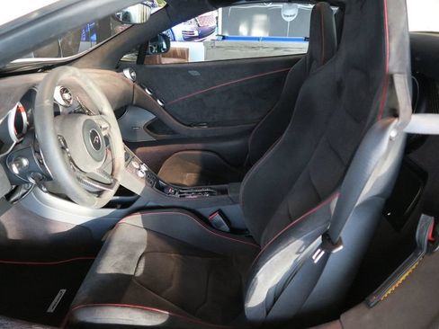 Used 2015 McLaren 650S Spider RWD image 17