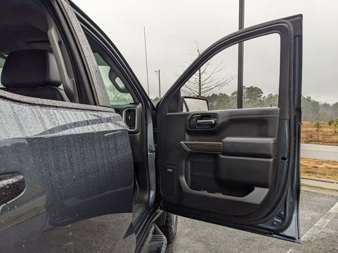 Used 2020 Chevrolet Silverado 1500 LT Trail Boss image 59