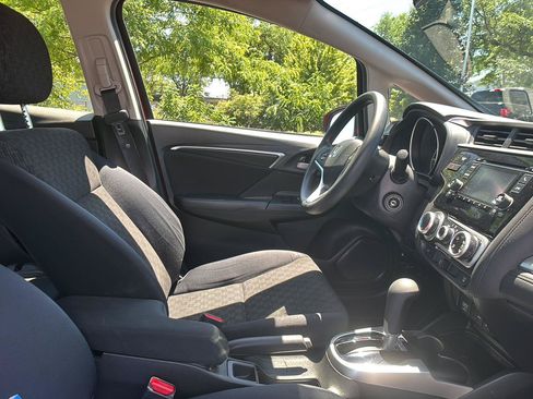 Used 2016 Honda Fit LX image 22