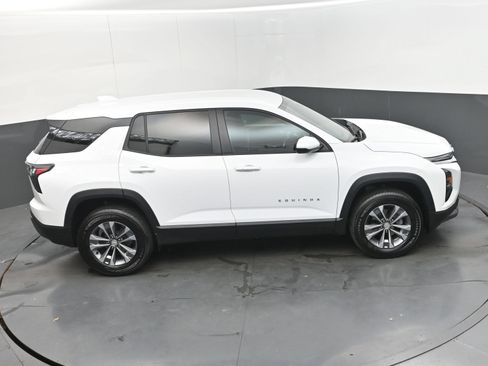 Certified 2026 Chevrolet Equinox LT FWD image 45