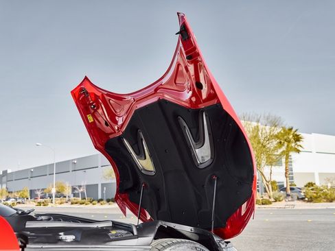 Used 2025 Ferrari 12Cilindri image 25