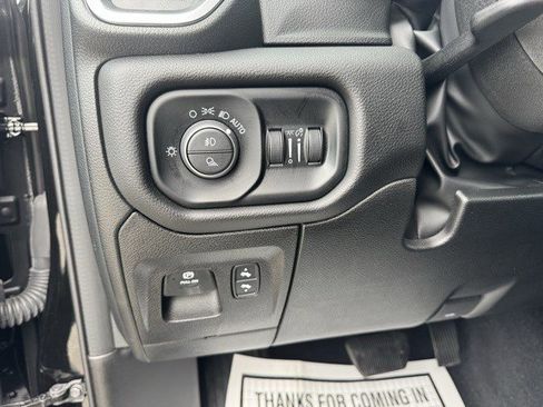 Used 2025 RAM 1500 Laramie w/ Sport Appearance Package image 15