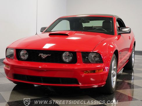 Used 2007 Ford Mustang GT Premium image 19