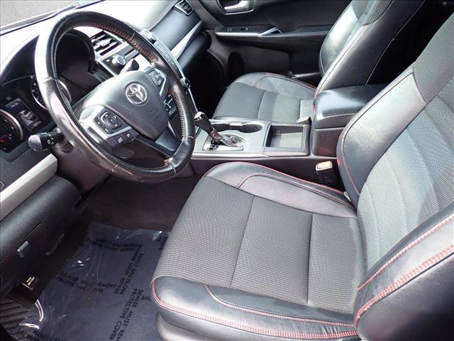 Used 2016 Toyota Camry SE FWD image 8