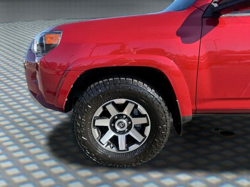 Used 2019 Toyota 4Runner TRD Off-Road Premium AWD/4WD image 11