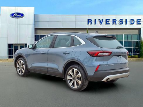 Used 2025 Ford Escape Platinum image 4