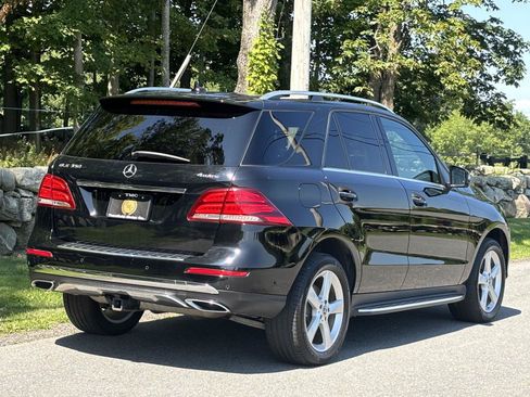 Used 2017 Mercedes-Benz GLE 350 4MATIC image 4