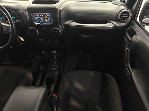 Used 2015 Jeep Wrangler Unlimited Sport w/ Quick Order Package 24S AWD/4WD image 20
