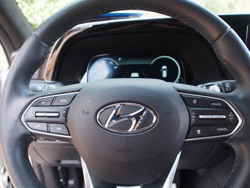 Used 2022 Hyundai Palisade Calligraphy w/ Winter Package image 24