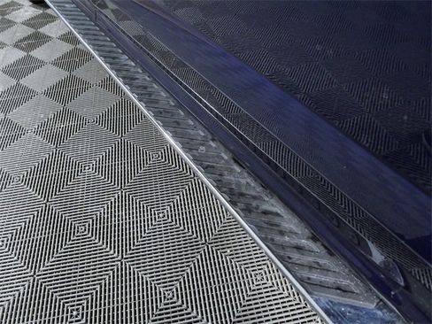 Used 2016 Ford F150 XLT w/ Equipment Group 302A Luxury image 10