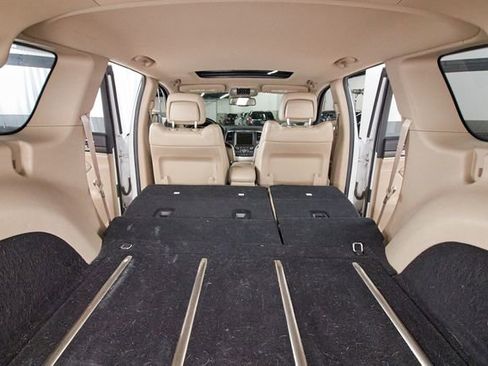 Used 2014 Jeep Grand Cherokee Limited w/ Trailer Tow Group IV image 28