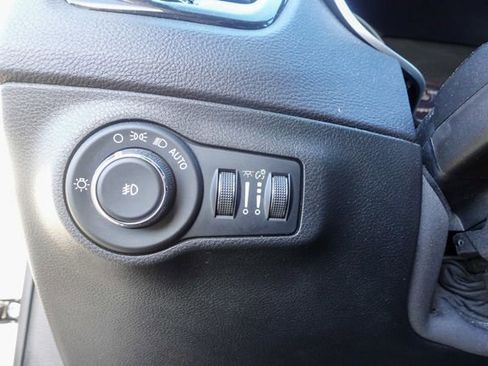 Used 2018 Jeep Compass Limited w/ Navigation Group image 16