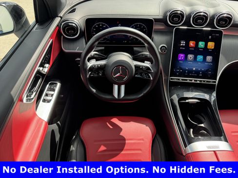 Used 2025 Mercedes-Benz GLC 300 image 11