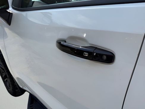 Used 2019 Chevrolet Silverado 1500 LT Trail Boss AWD/4WD image 21